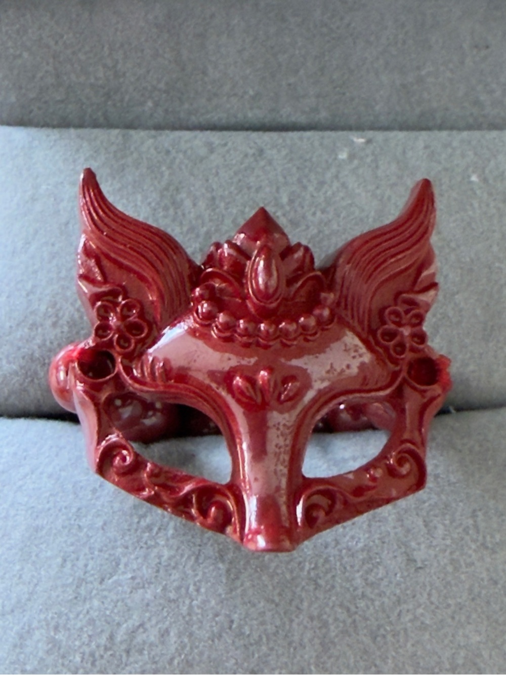 Cinnabar Red Fox Mask Beaded Stretchable Ring